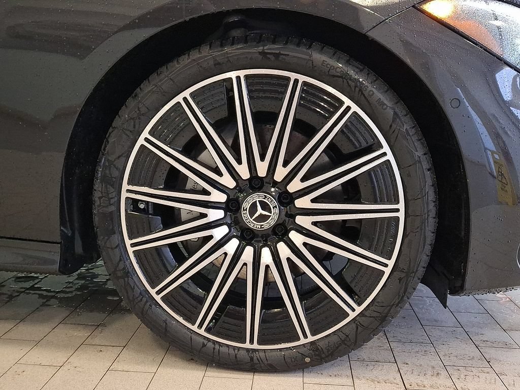 New 2026 Graphite Grey Metallic Mercedes-Benz CLE 300 image 34