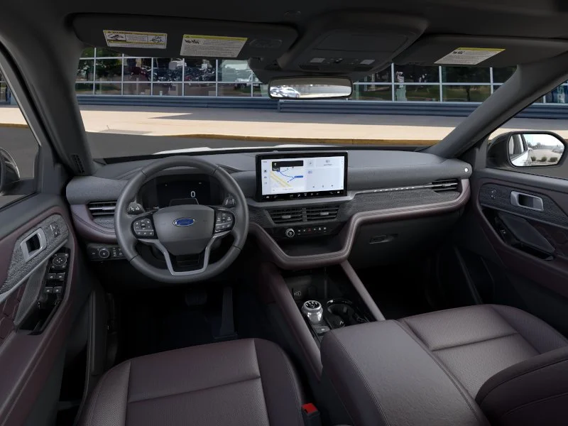 New 2026 Star White Metallic Tri-Coat Ford Platinum™ image 9