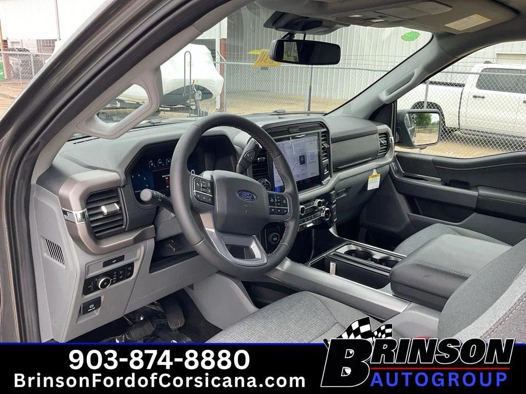 New 2026 Carbonized Gray Metallic Ford XLT image 12
