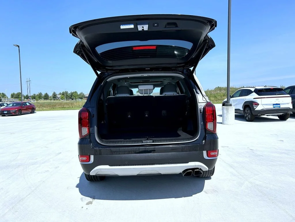 Used 2021 Black Hyundai SEL image 23