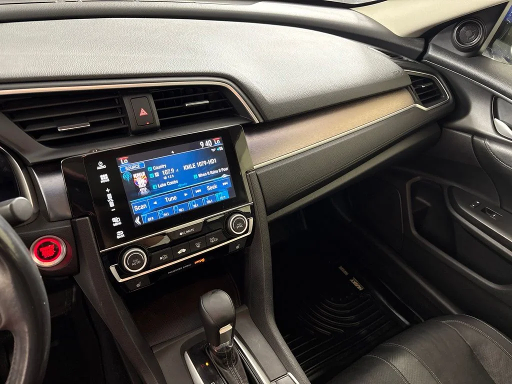 Used 2018  Honda EX-L image 28
