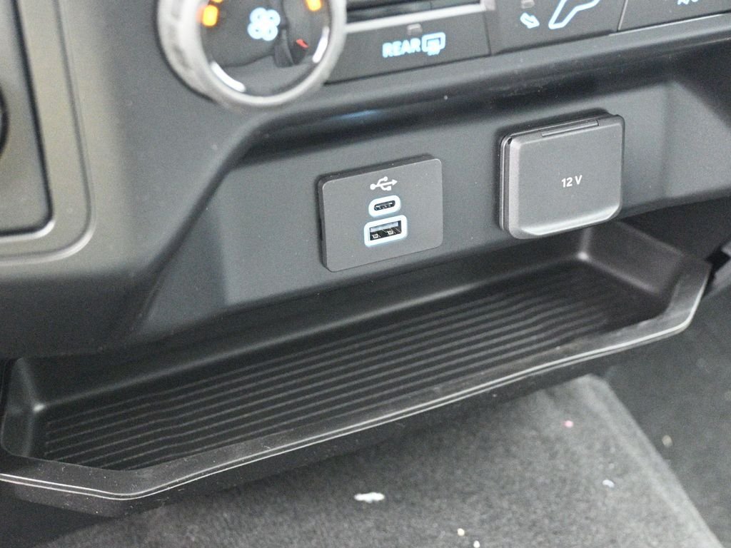 2026 Ford F-350 Super Duty XLT - Photo 18