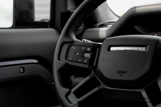 New 2026 Santorini Black Land Rover X-Dynamic SE image 16
