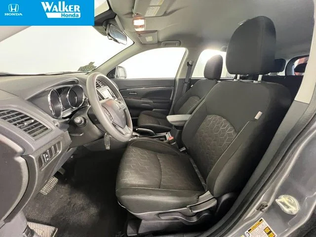 Used 2025 Gray Mitsubishi 2.0 ES image 13