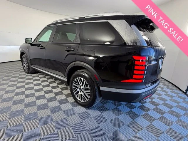 Used 2026 Black Hyundai SEL Premium image 5