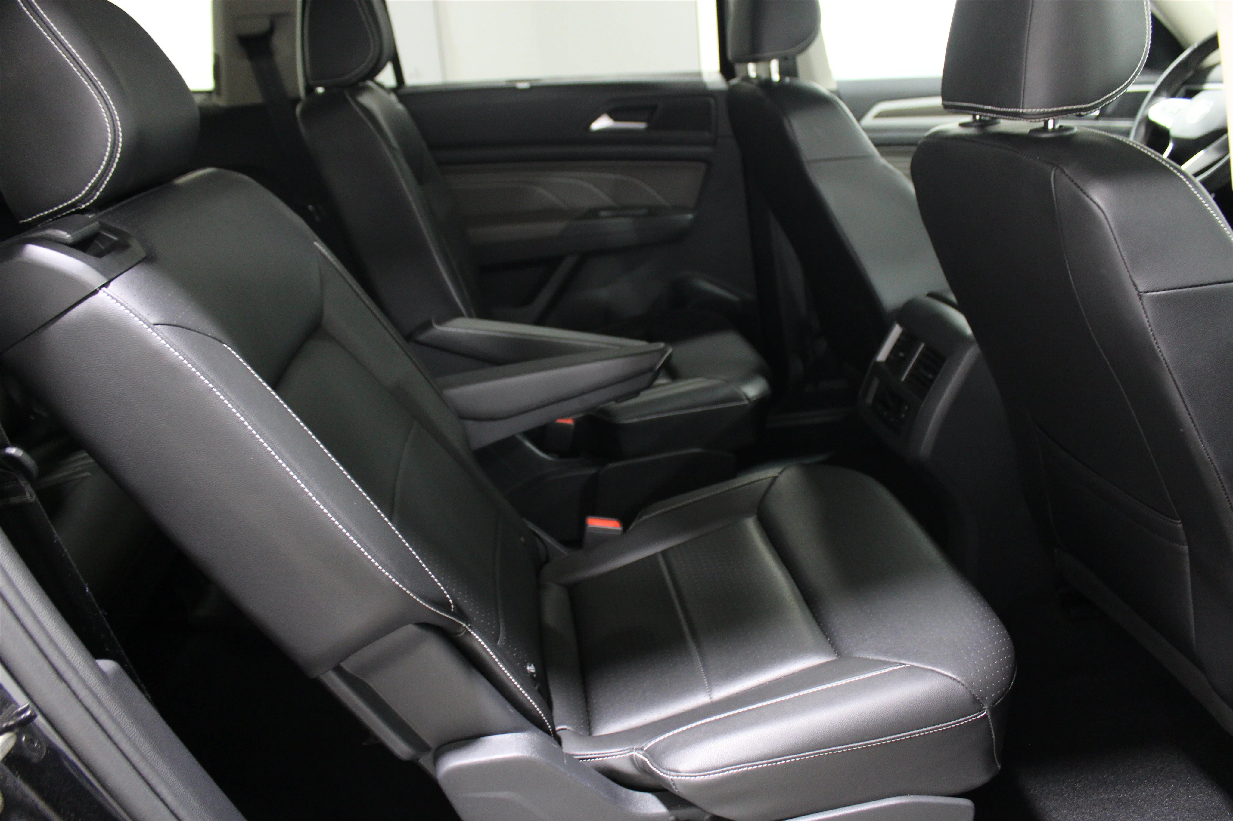 2023 Volkswagen Atlas SEL - Photo 26