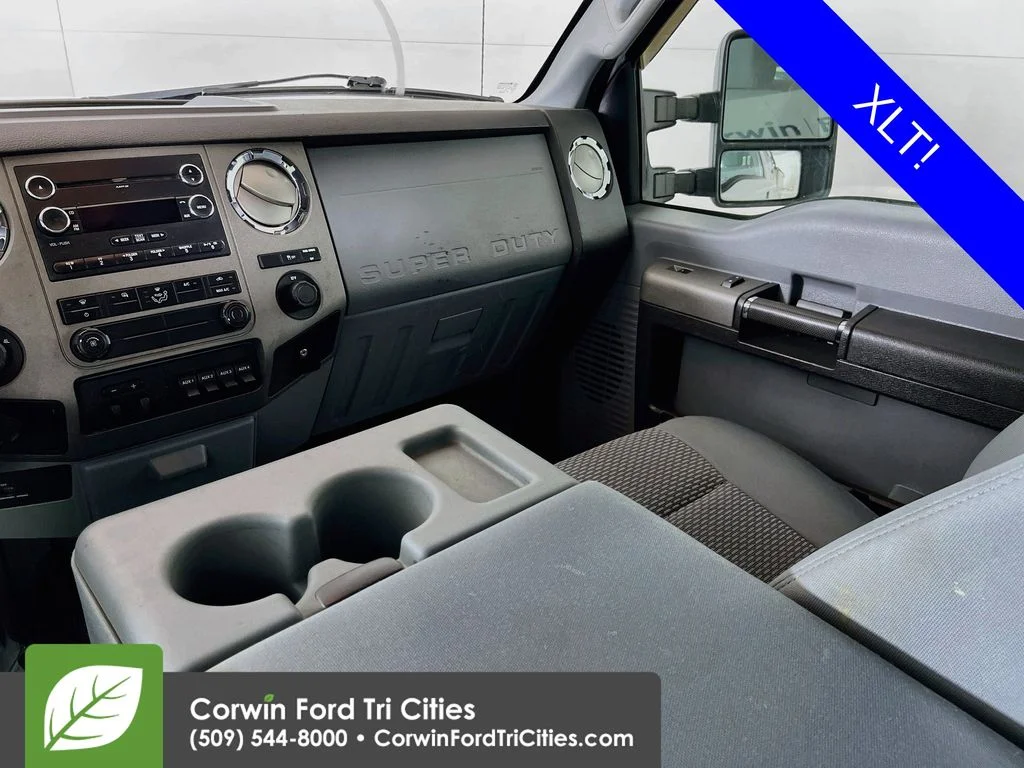 Used 2012 Oxford White Ford XLT image 24