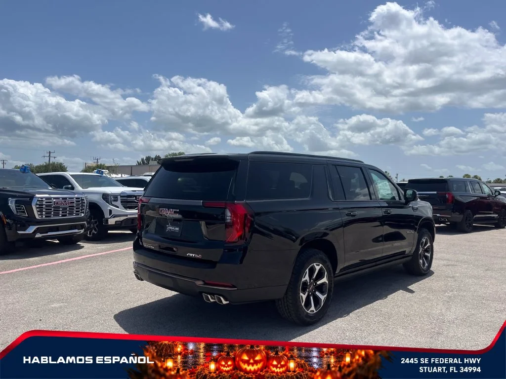 New 2026 Onyx Black GMC AT4 Ultimate image 7