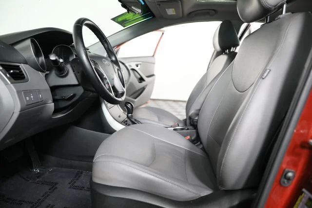 Used 2014 Red Hyundai Limited image 16