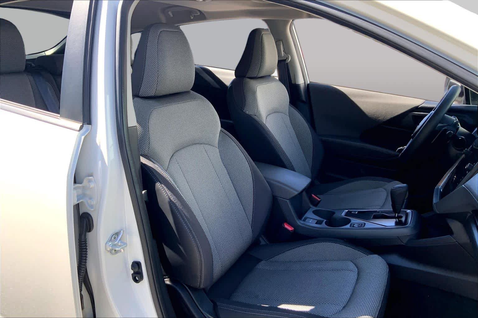 Used 2024 Crystal White Pearl Subaru Premium image 8