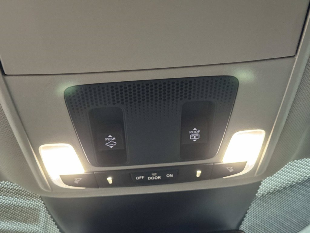 Used 2025 Red Honda Touring image 24
