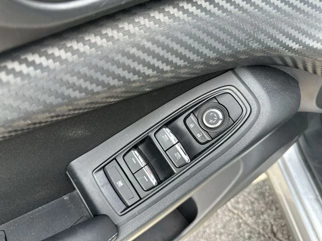Used 2023 Silver Subaru Base image 17