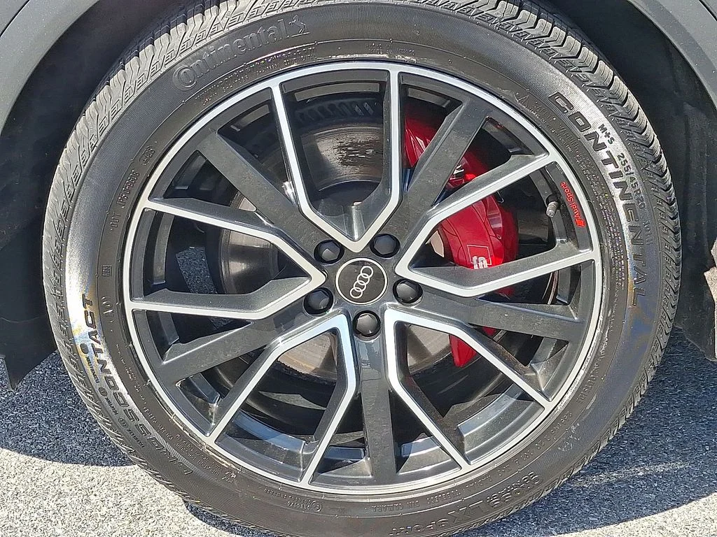 Used 2023  Audi Premium Plus image 8