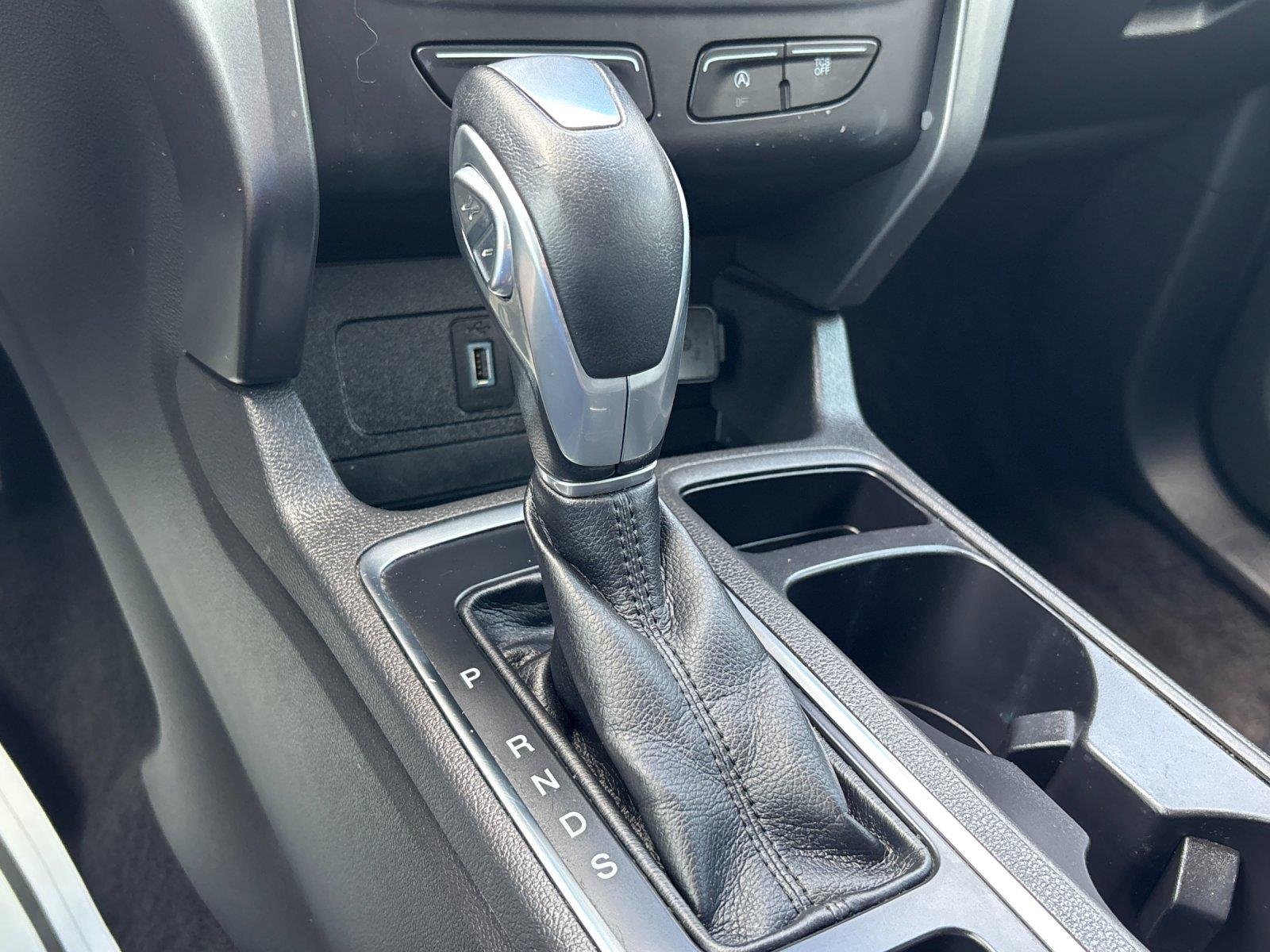 Used 2019  Ford SEL image 27