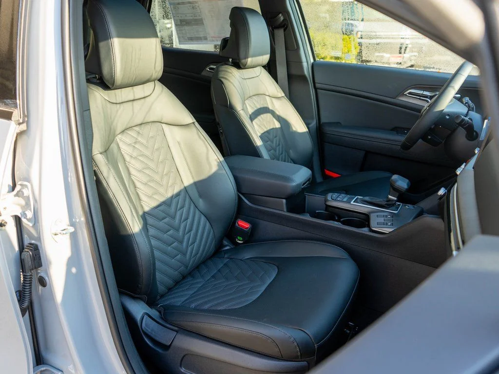 New 2026 Wolf Gray Kia X-Line image 9