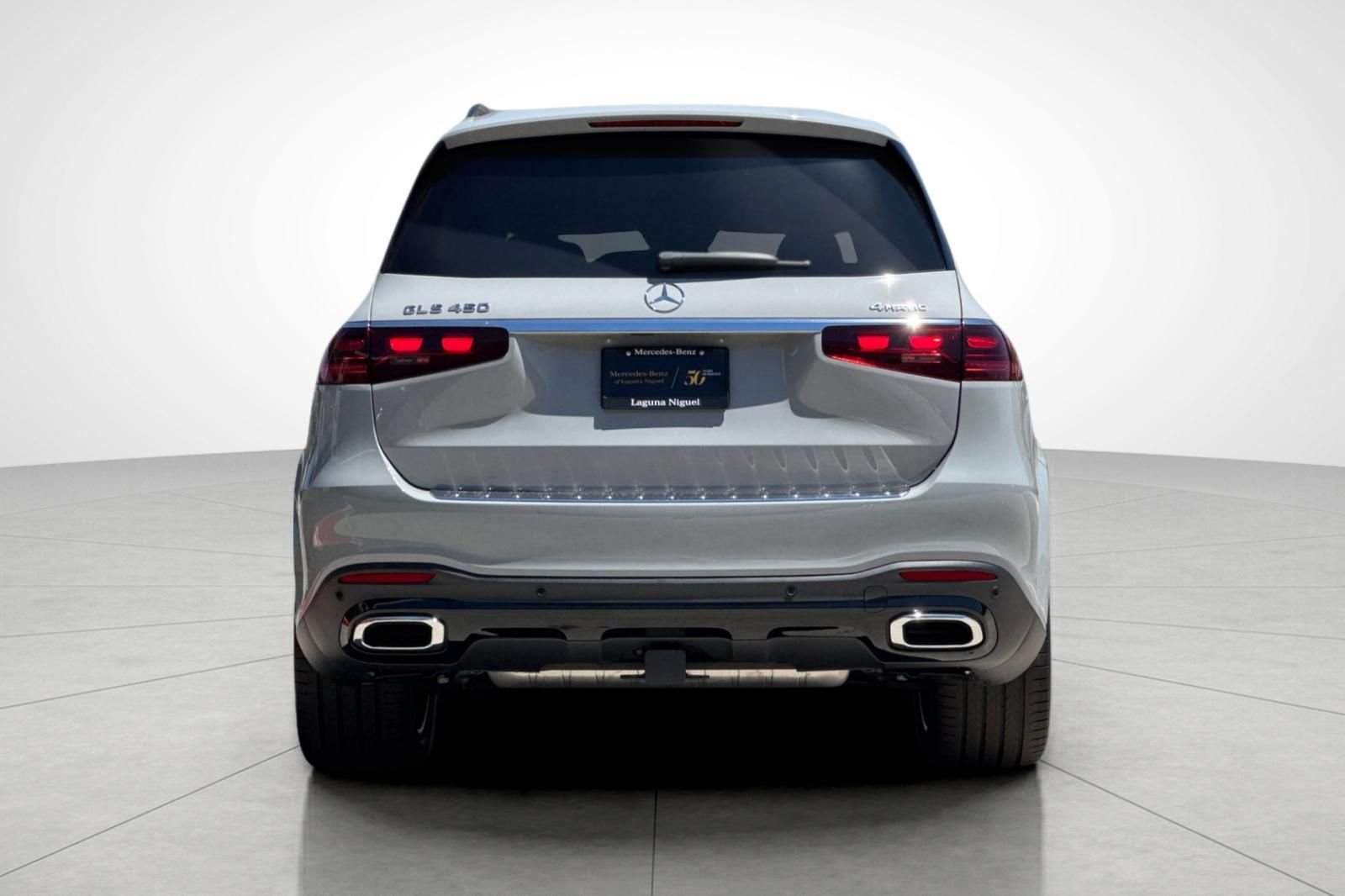 New 2026 MANUFAKTUR Alpine Grey Mercedes-Benz GLS 450 image 9