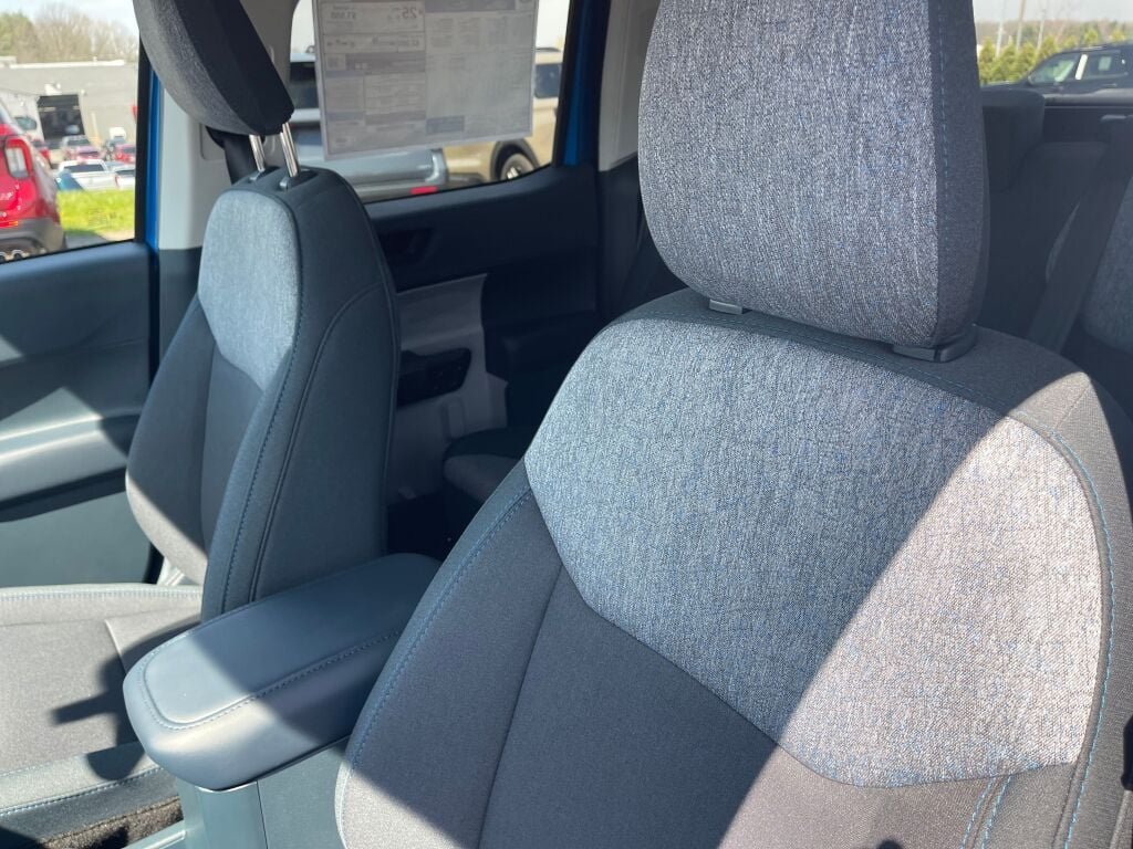 New 2026 E7/Blue Ford XLT image 9