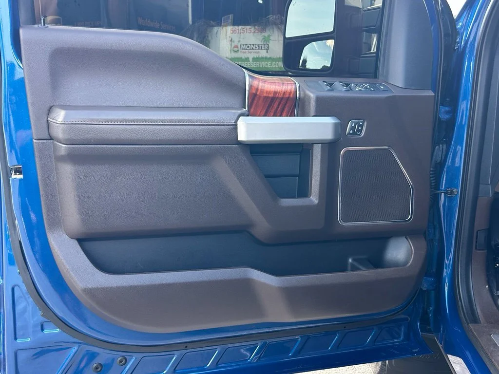 Used 2022 Blue Metallic Ford King Ranch image 42