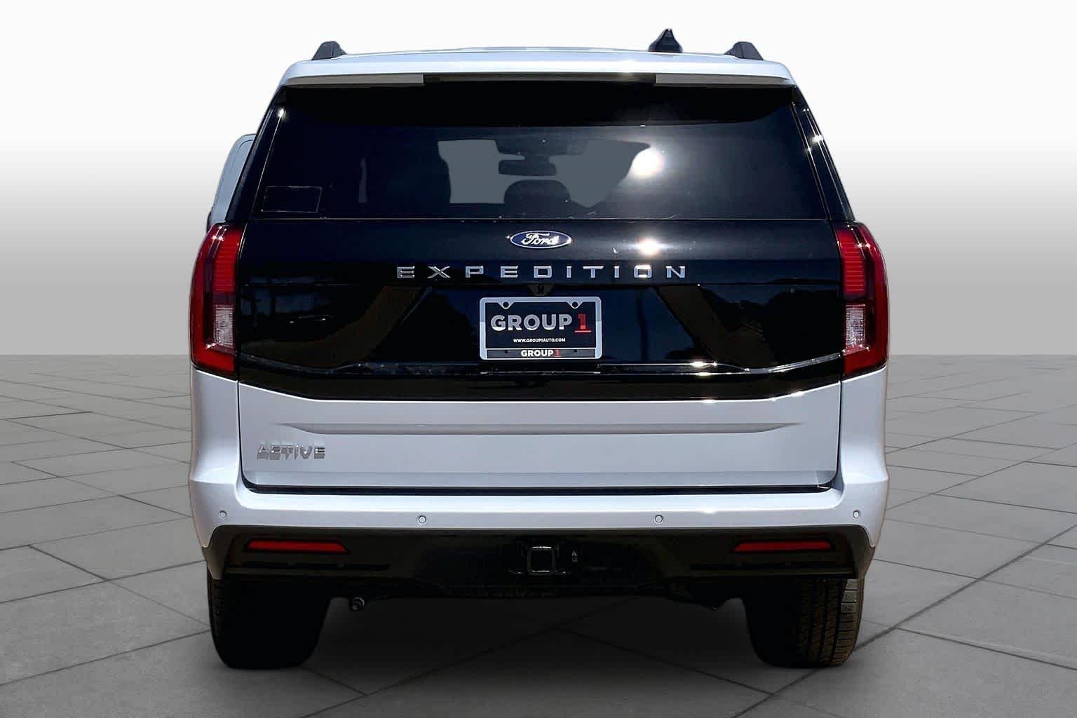 New 2026 Space Silver Metallic Ford Active image 4