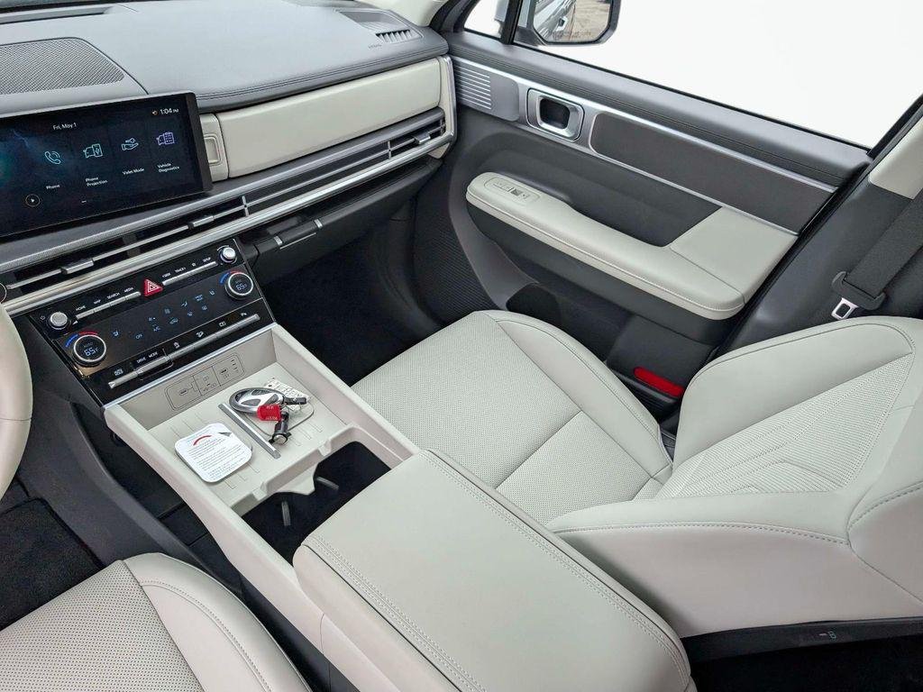 New 2026 Silver Hyundai SEL FWD image 20