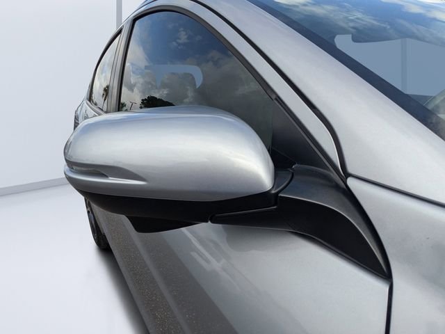Used 2022 Silver Honda EX image 11