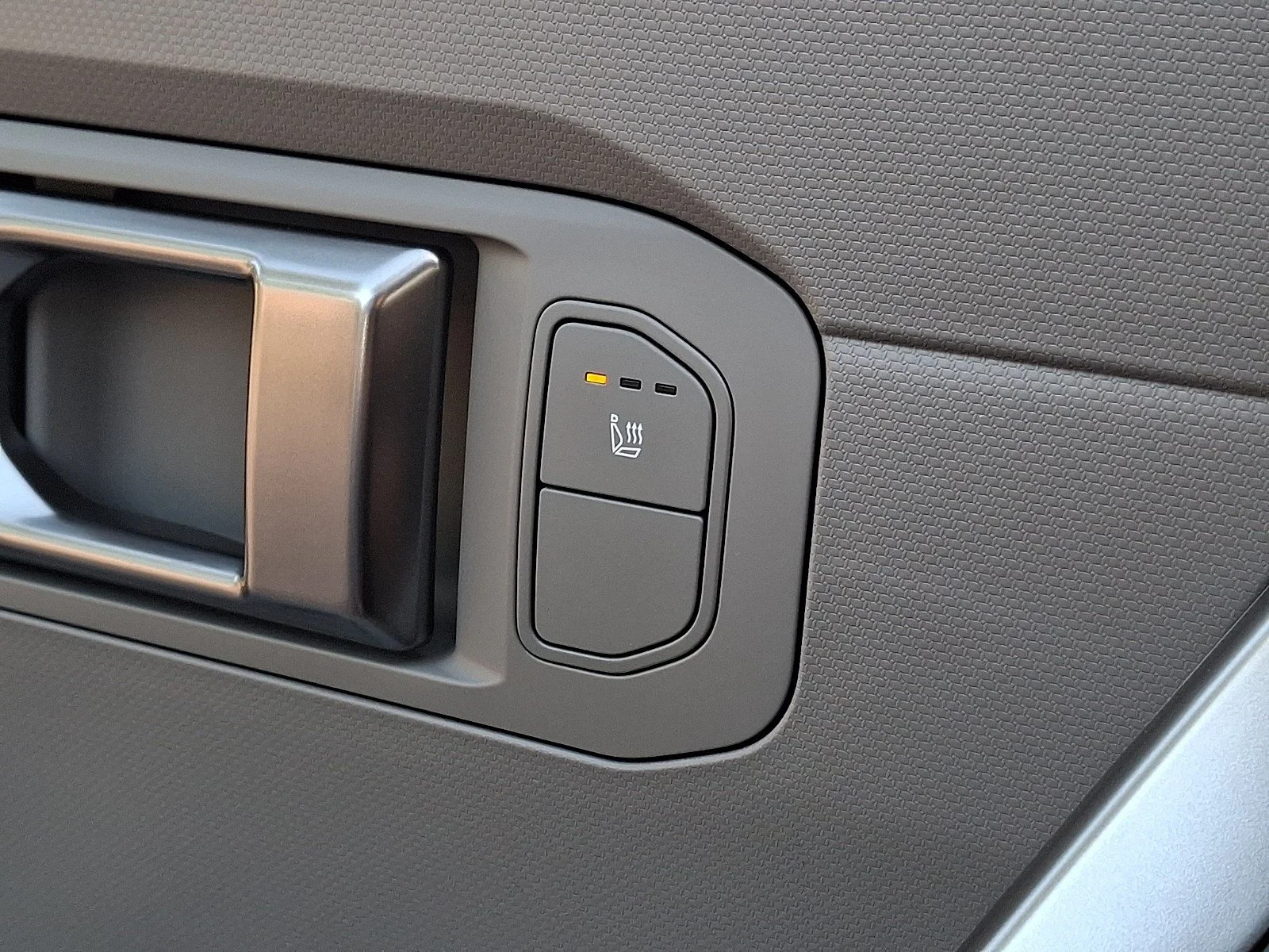 New 2027 Pale Gray Kia S image 12
