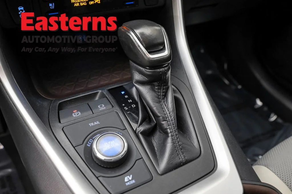 Used 2019 Black Toyota Limited image 13