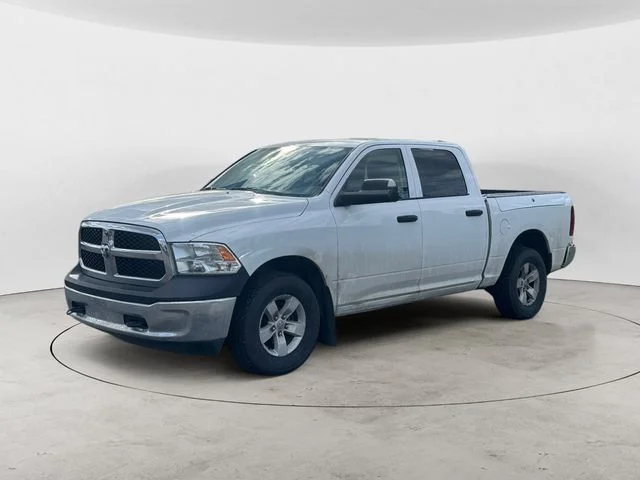 2016 RAM 1500 Tradesman 4x4 Crew Cab 5'7's photo