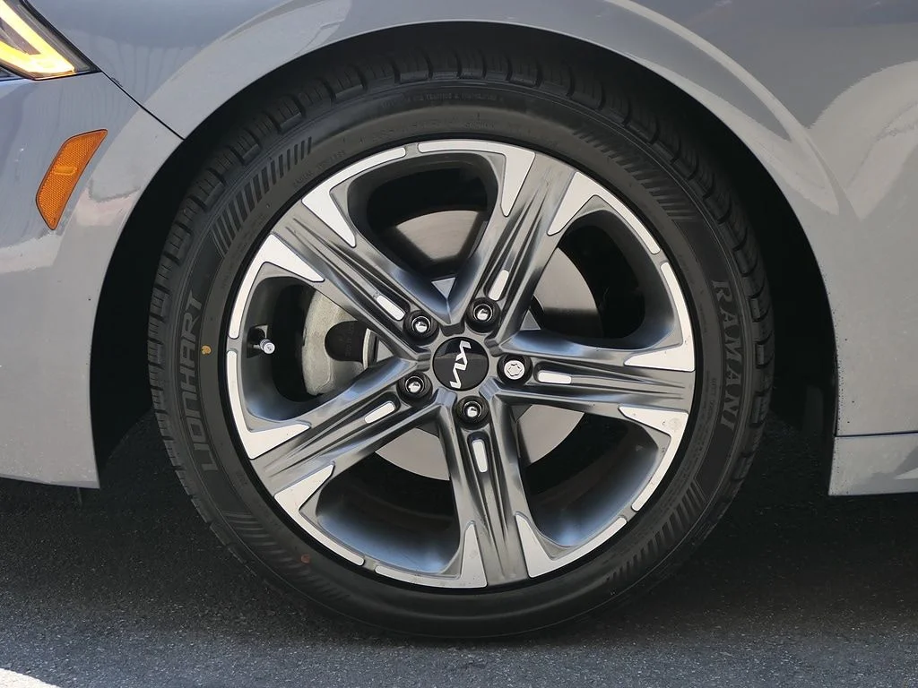 Used 2023 Silver Kia EX image 8