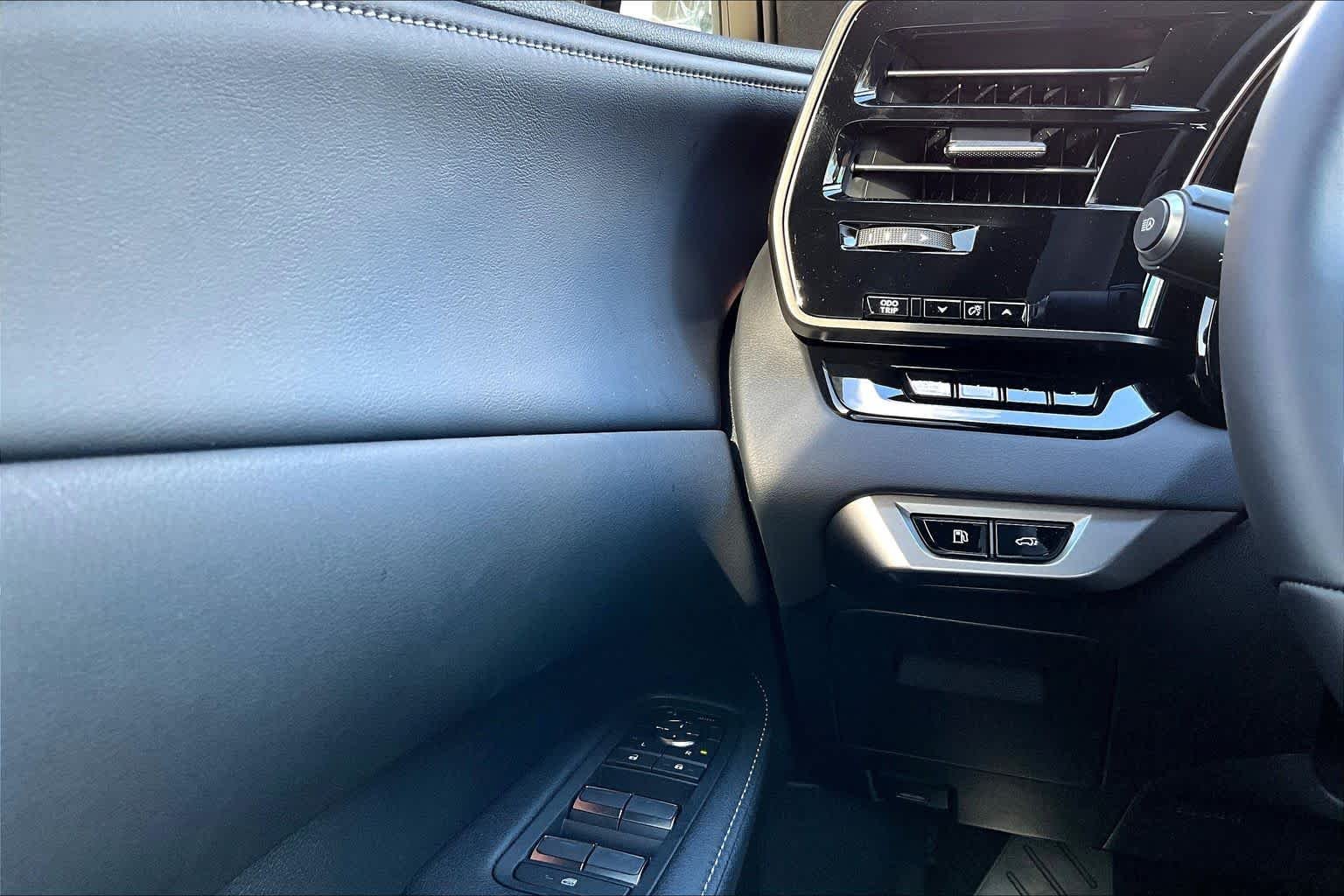 New 2026 Eminent White Pearl Lexus Premium+ image 20