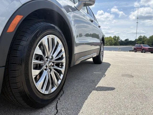 2025 Cadillac XT4 Premium Luxury - Photo 17