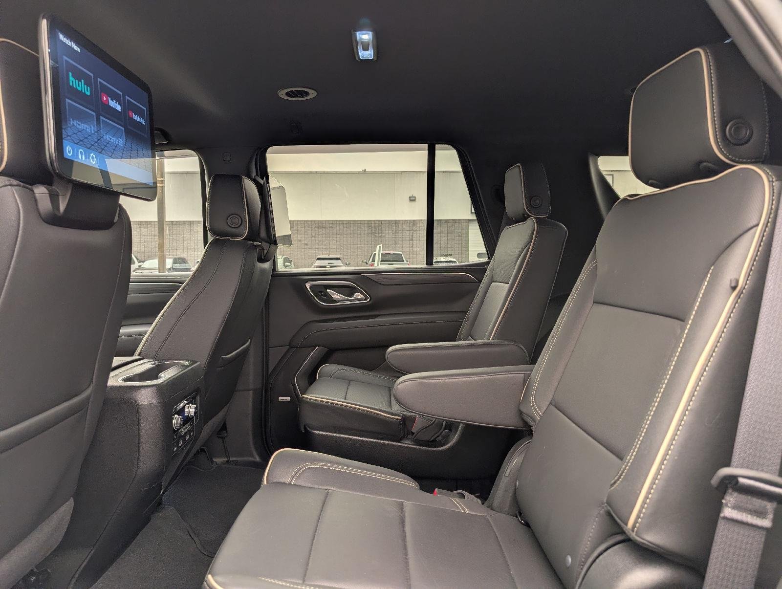 Used 2024 Onyx Black GMC SLT image 11