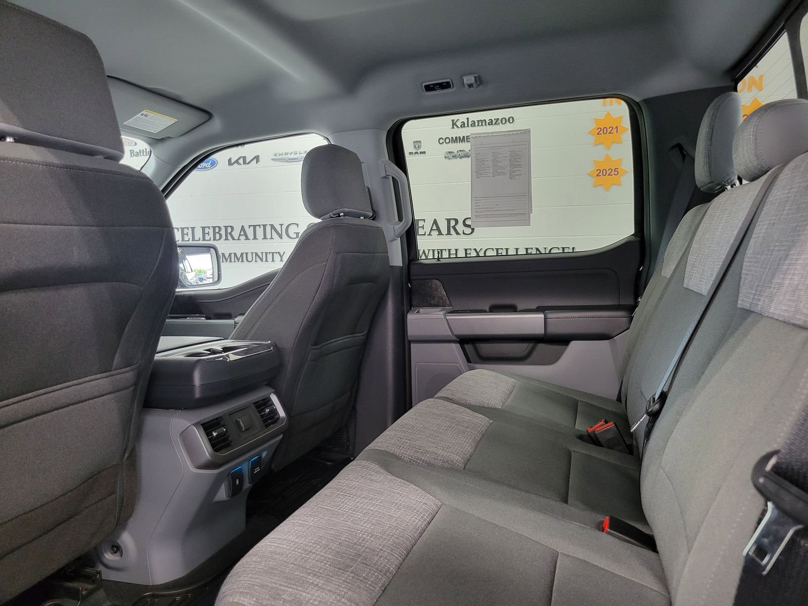 Used 2023 Black Ford XLT image 22
