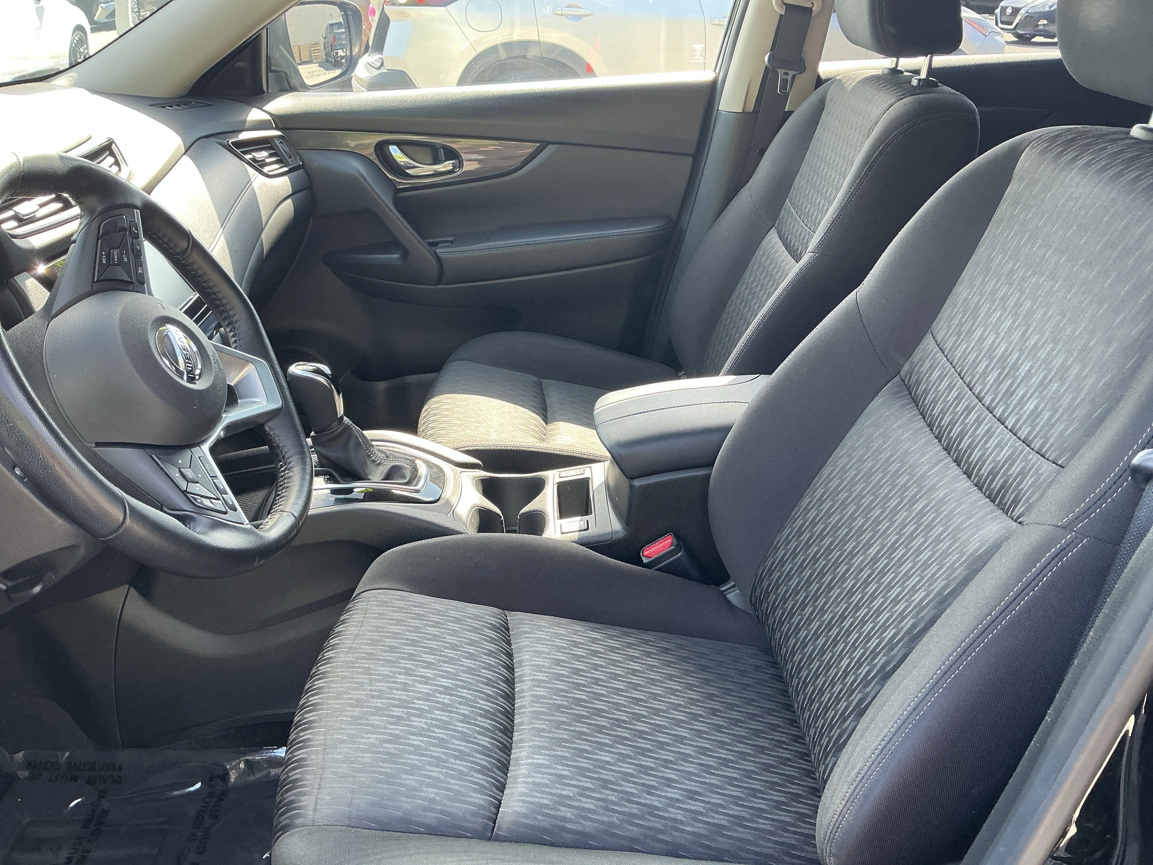 Used 2020 Magnetic Black Pearl Nissan SV image 10