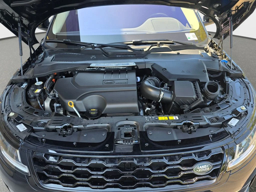 Used 2020 Black Land Rover S image 34