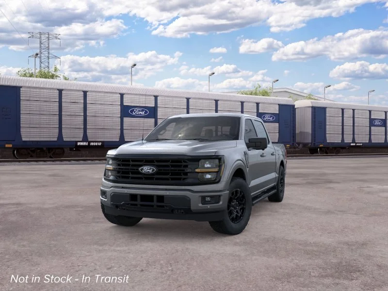 New 2026 Carbonized Gray Metallic Ford XLT image 2