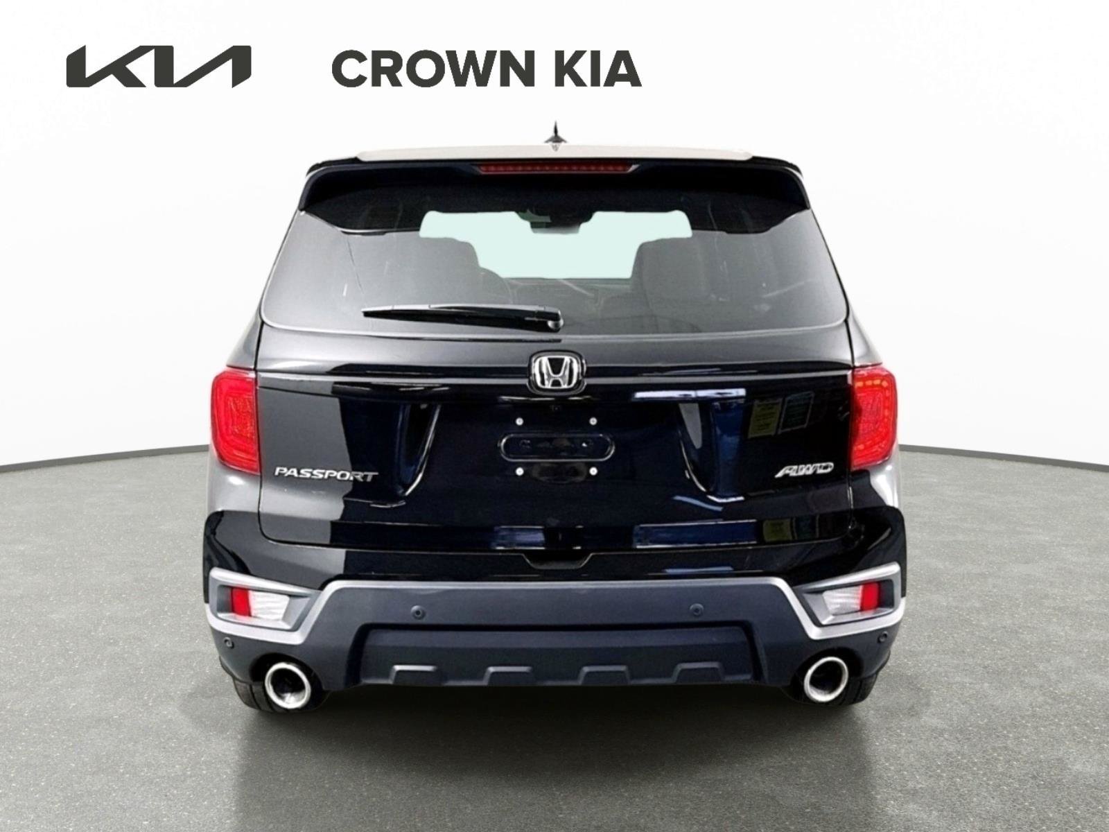 Used 2025 Black Honda EX-L image 6