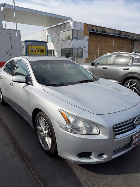 Used 2014 Silver Nissan 3.5 S image 22