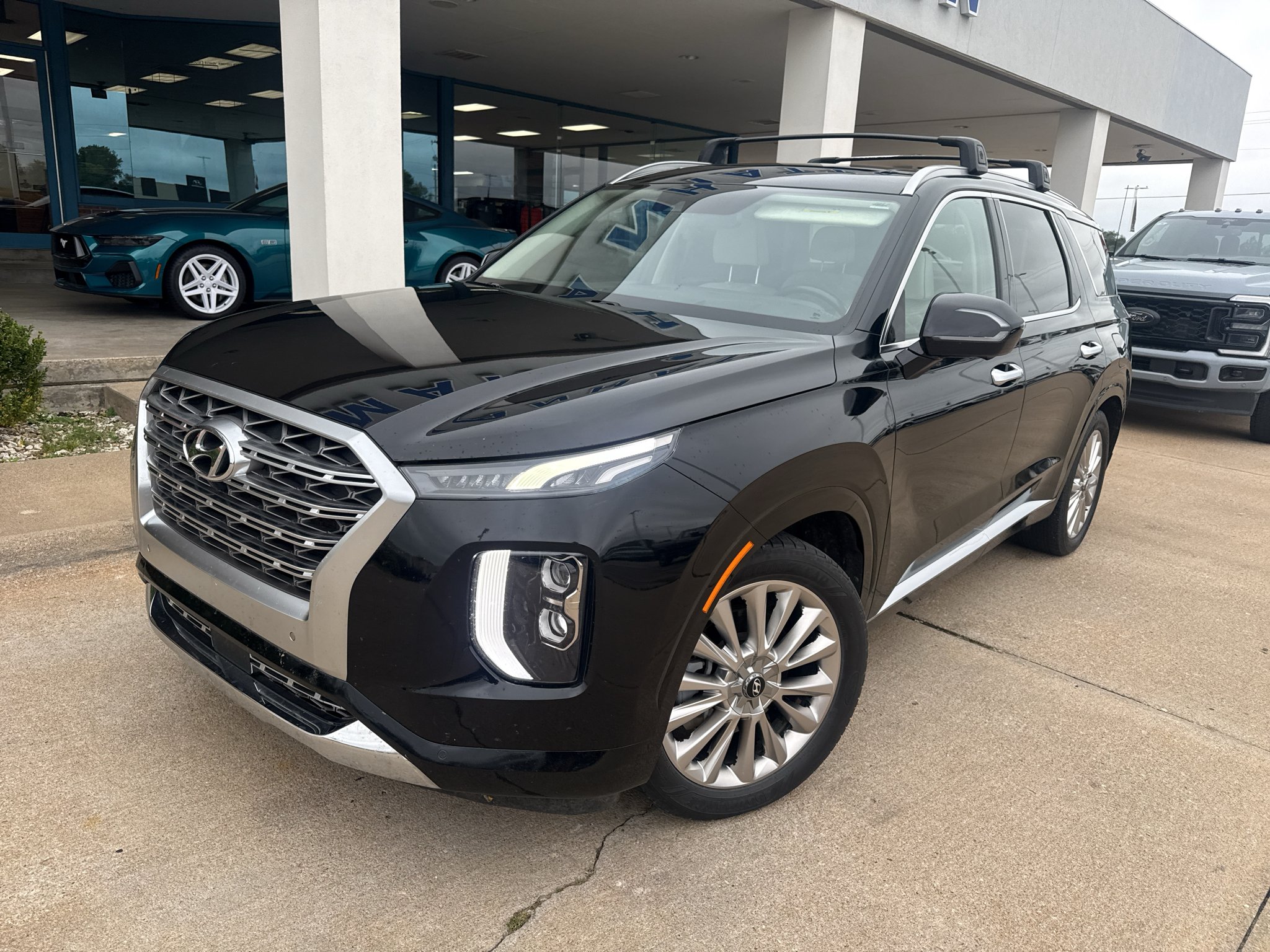 Used 2020 Becketts Black Hyundai Limited image 2