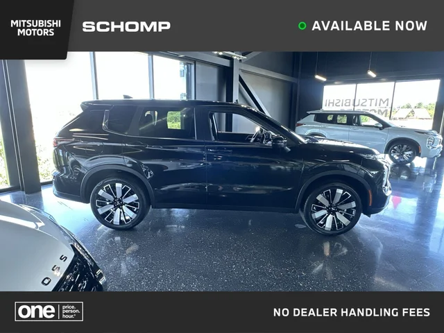 2026 Mitsubishi Outlander SE