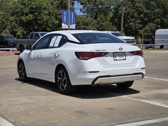 Used 2025 White Nissan SV image 5