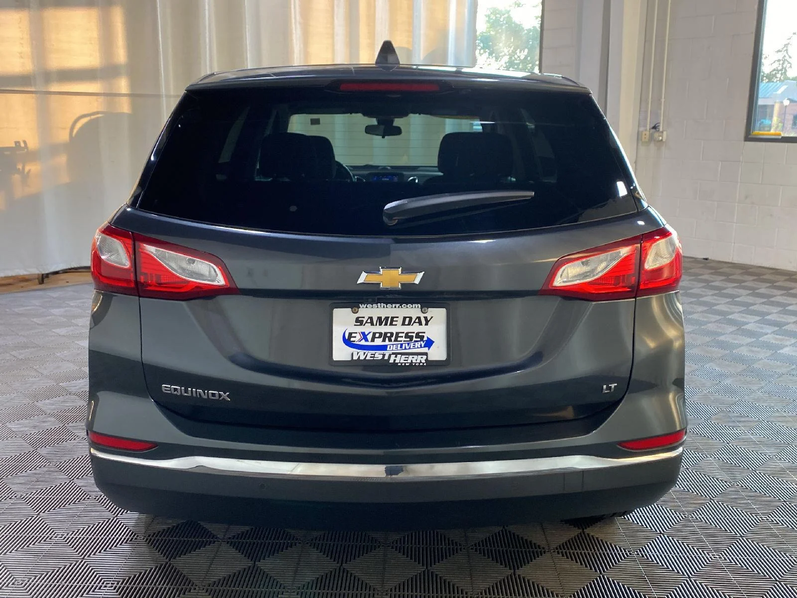 Used 2020 Nightfall Gray Metallic Chevrolet LT image 13
