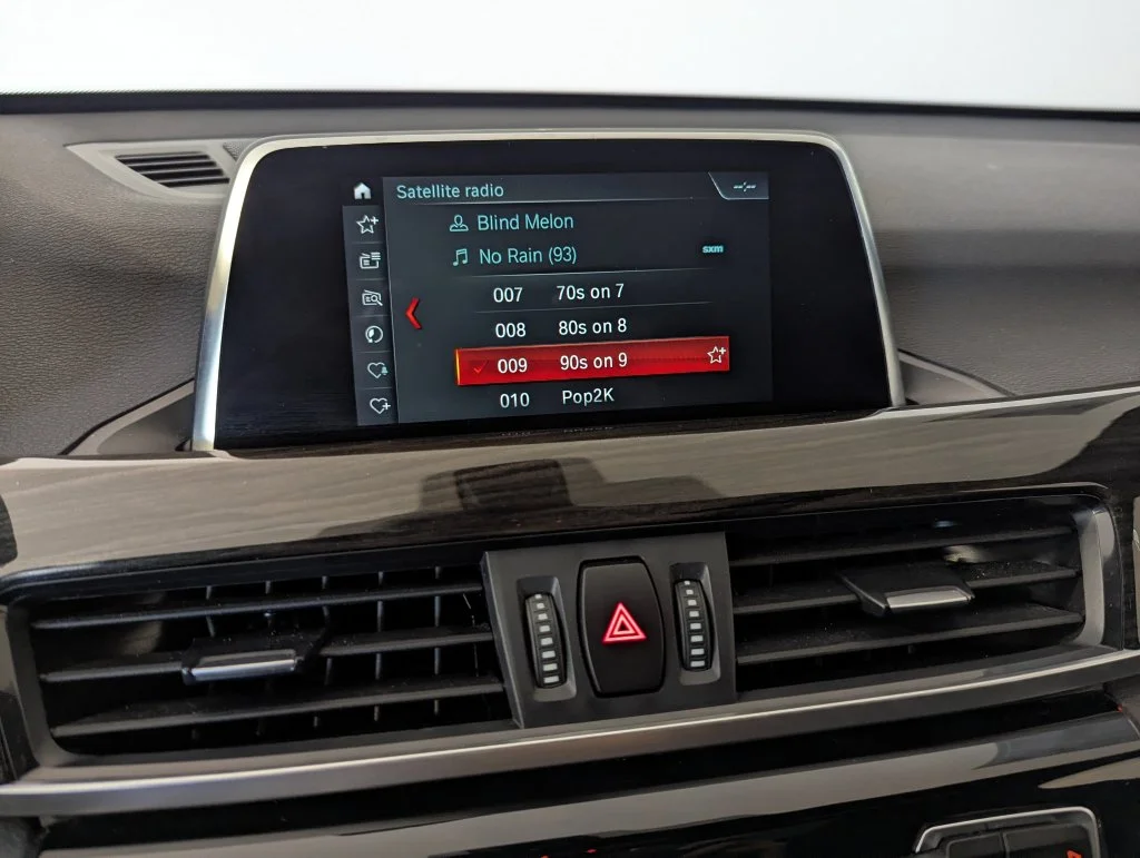 Used 2018 White BMW xDrive28i image 43