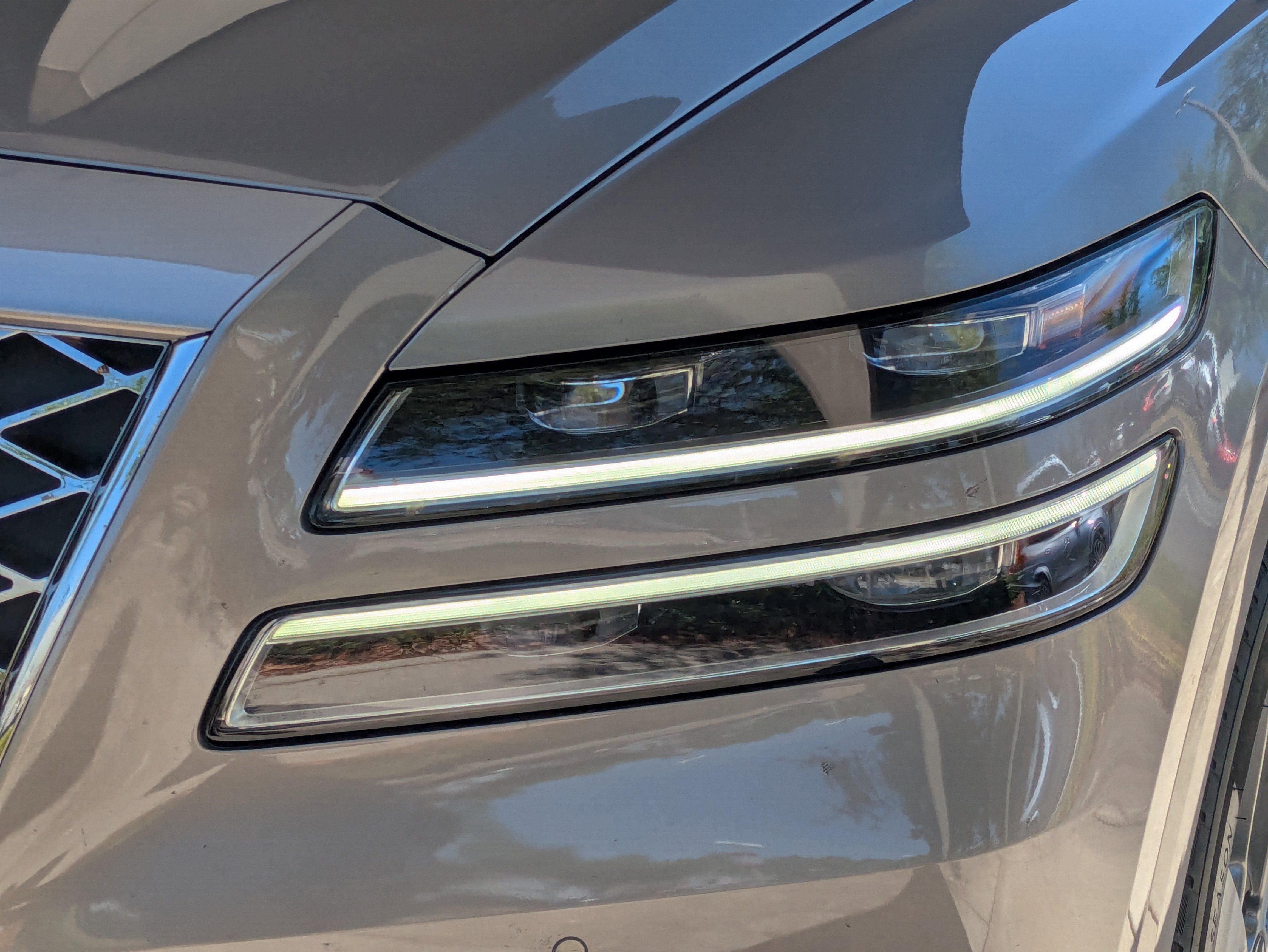 Used 2021 Gold Coast Silver Genesis 2.5T image 9