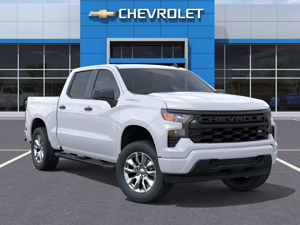 New 2025 Chevrolet Silverado 1500 Custom 4D Crew Cab