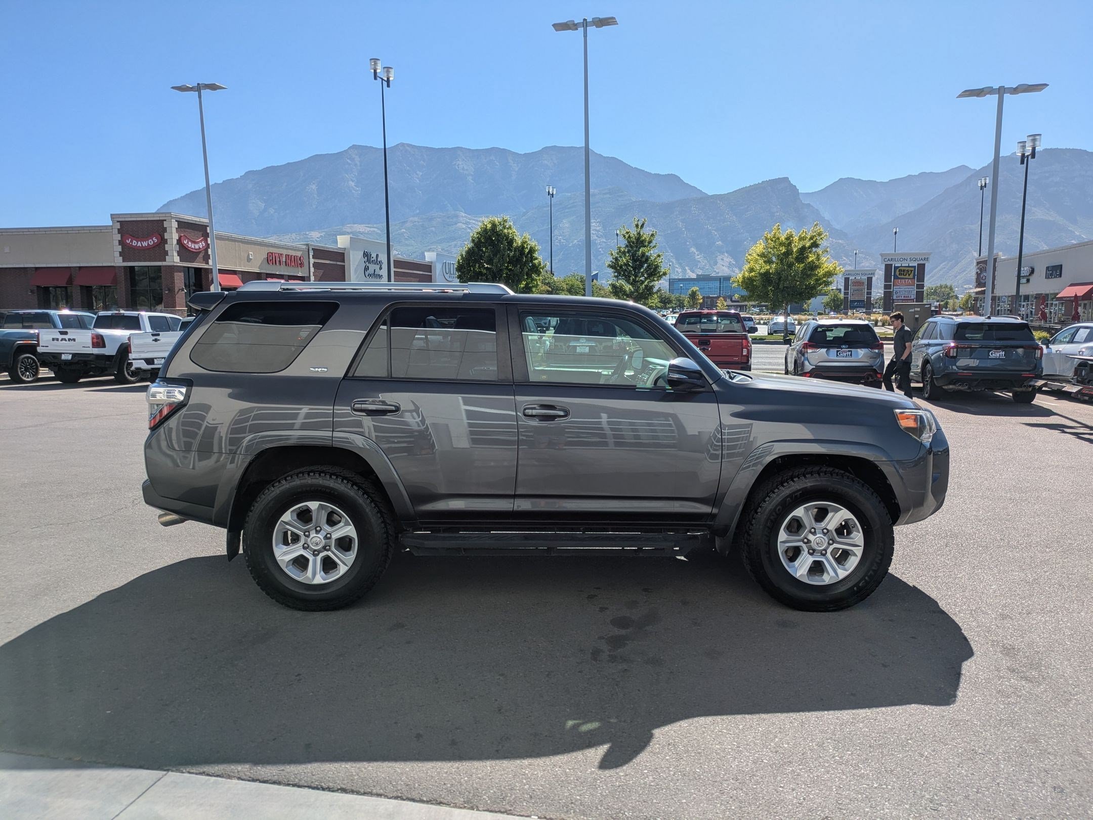 Used 2018 Magnetic Gray Metallic Toyota SR5 image 2