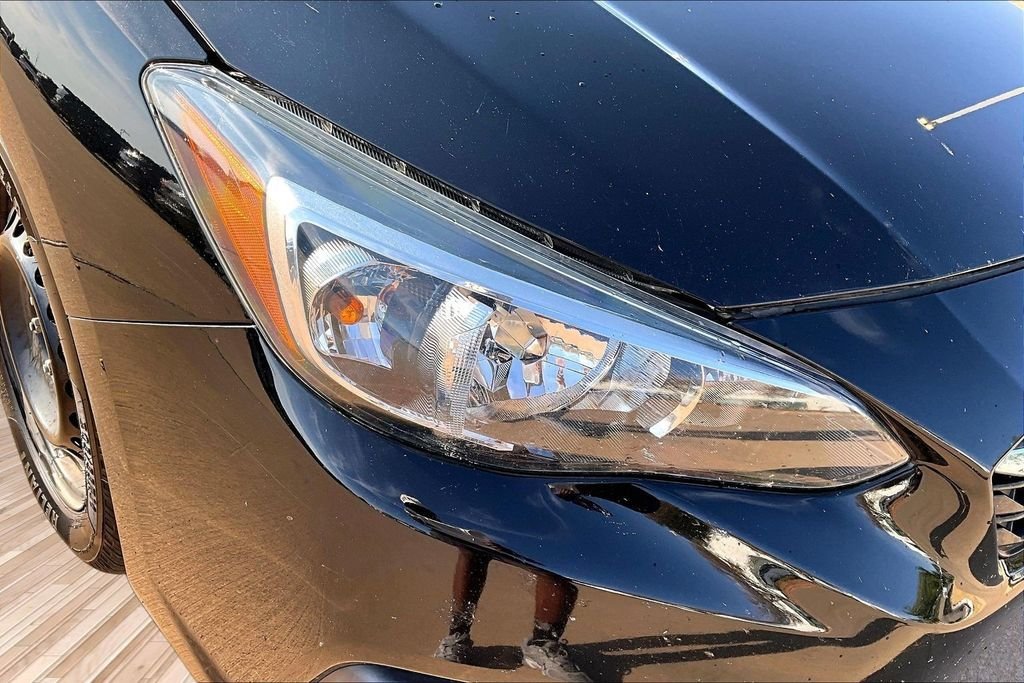 Used 2022 Black Subaru Base image 24