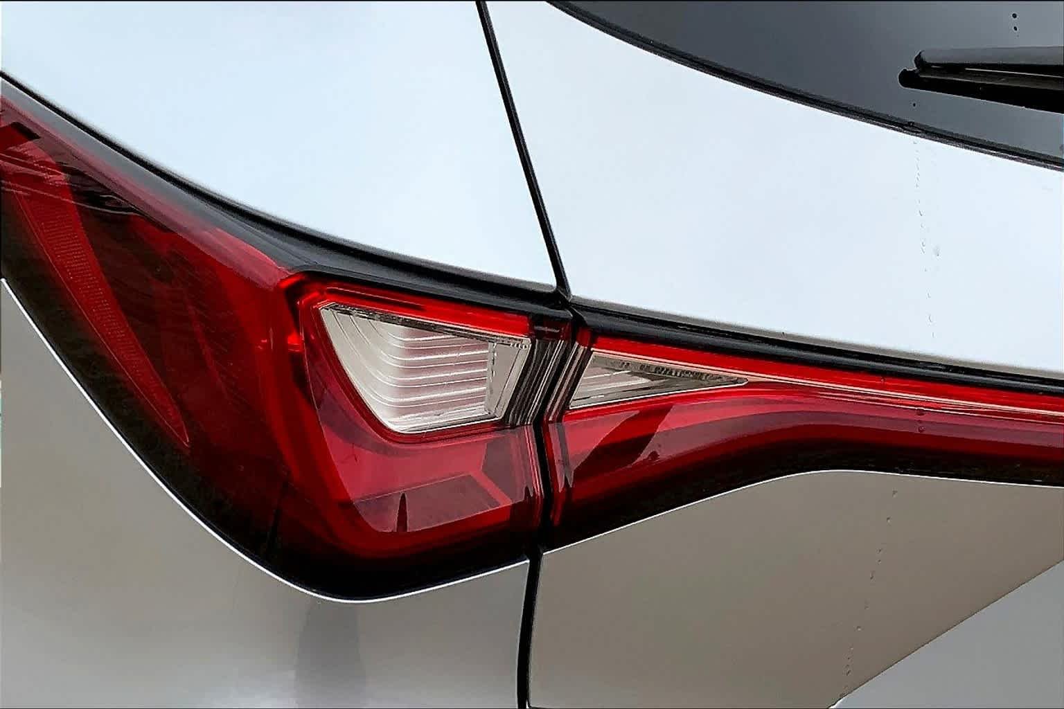 Used 2024 Lunar Silver Metallic Acura  image 28