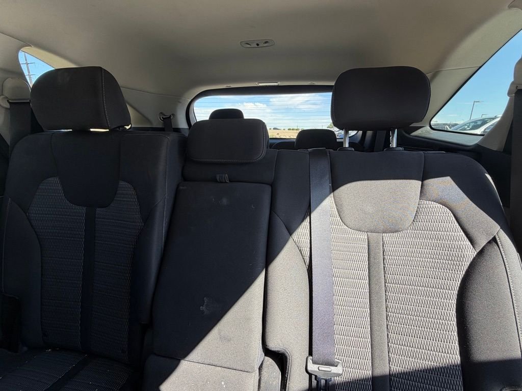 Certified Used 2022 Silver Kia LX image 9