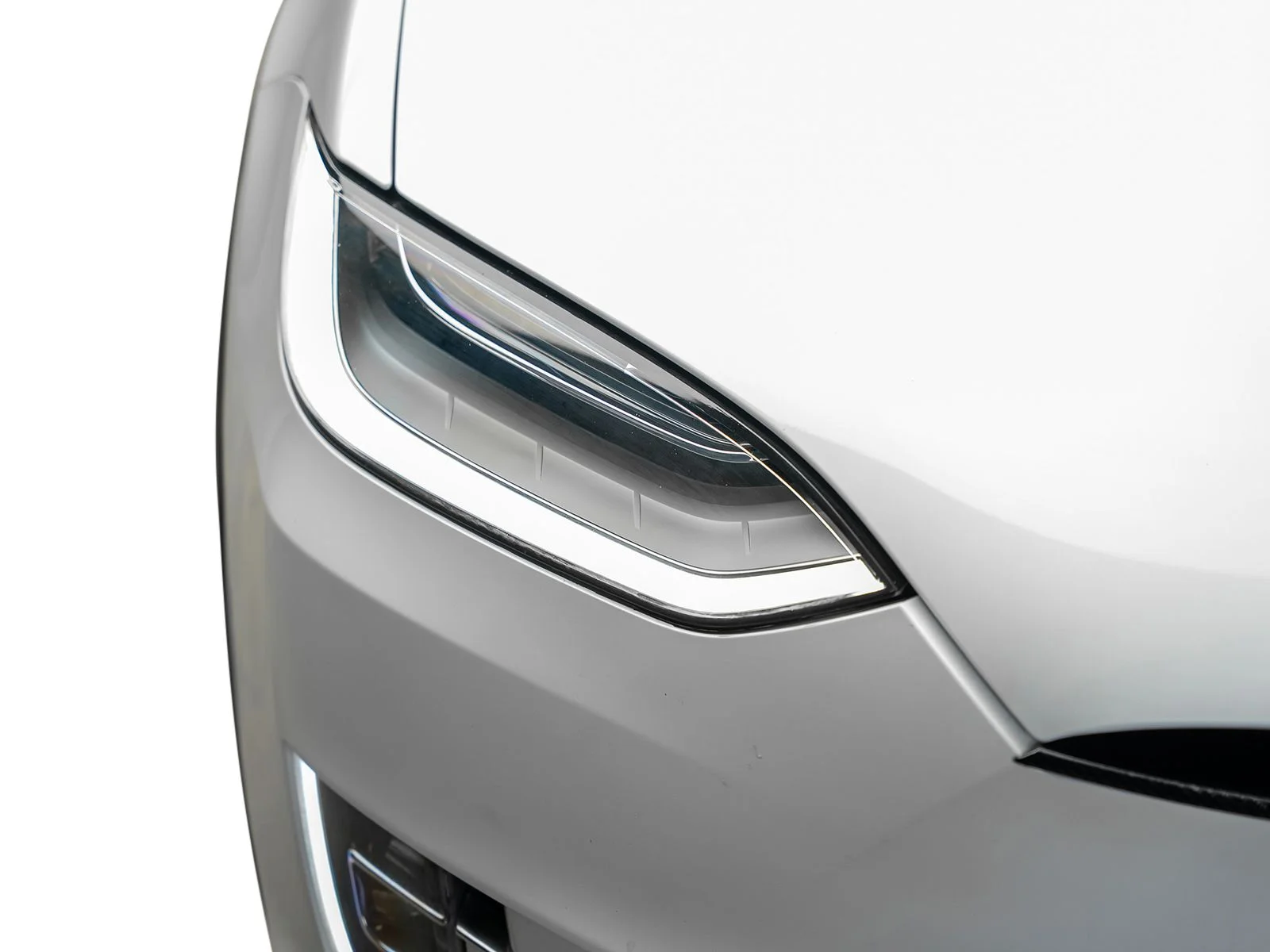Used 2020 White Tesla Performance image 9